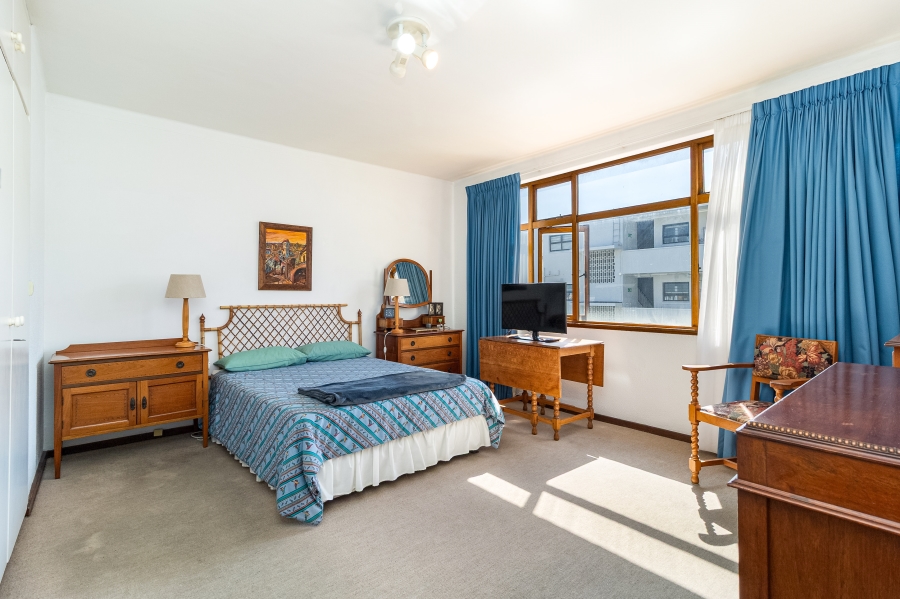 To Let 2 Bedroom Property for Rent in Sea Point Western Cape